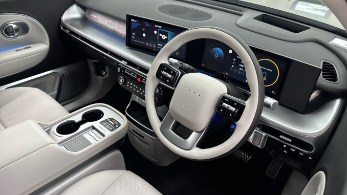 Hyundai IONIQ 9 314kW Calligraphy 110kWh 5dr AWD Auto Electric Estate - Image 11
